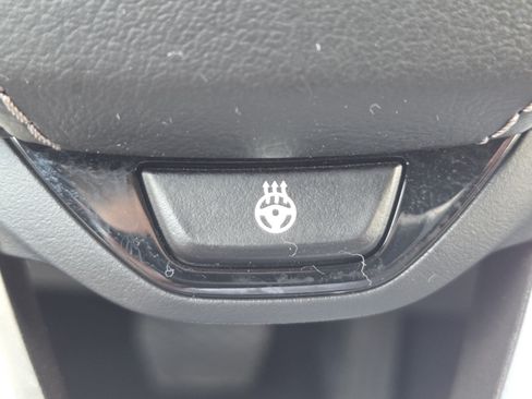 Used 2023 BMW 530e xDrive AWD/4WD image 7