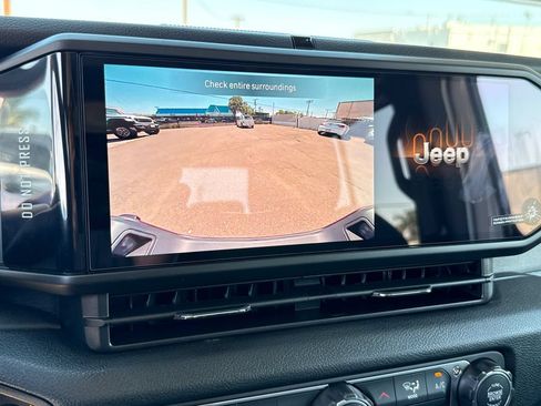 New 2026 Jeep Gladiator Sport AWD/4WD image 26