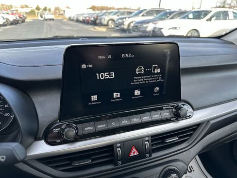 Used 2021 Kia Forte LXS FWD image 16