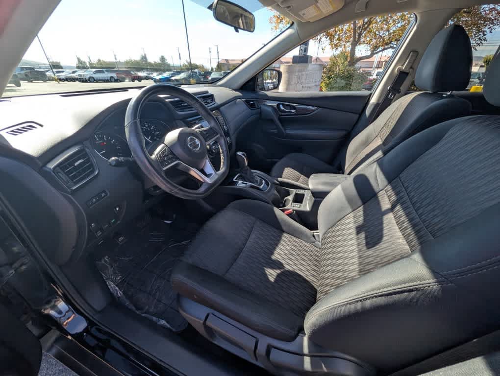 Used 2018 Nissan Rogue S w/ S Value Package AWD/4WD image 7