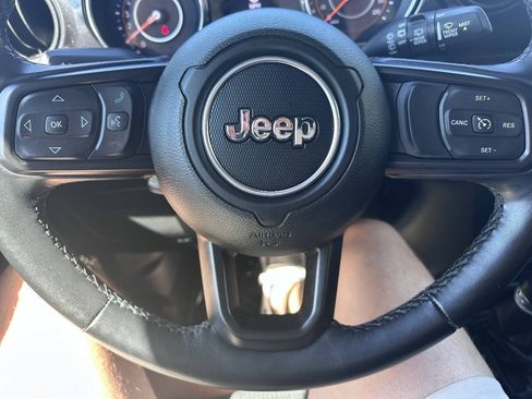 Used 2020 Jeep Wrangler Unlimited Sport AWD/4WD image 18