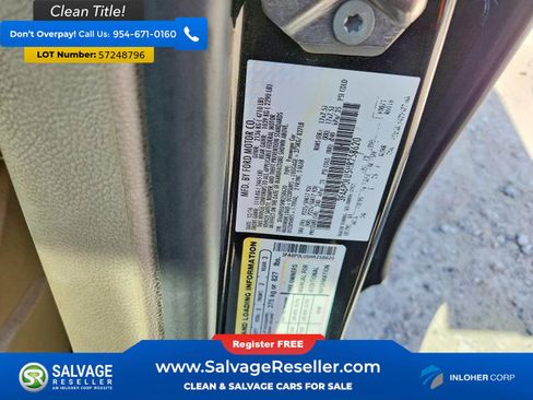 Used 2017 Ford Fusion SE FWD image 16