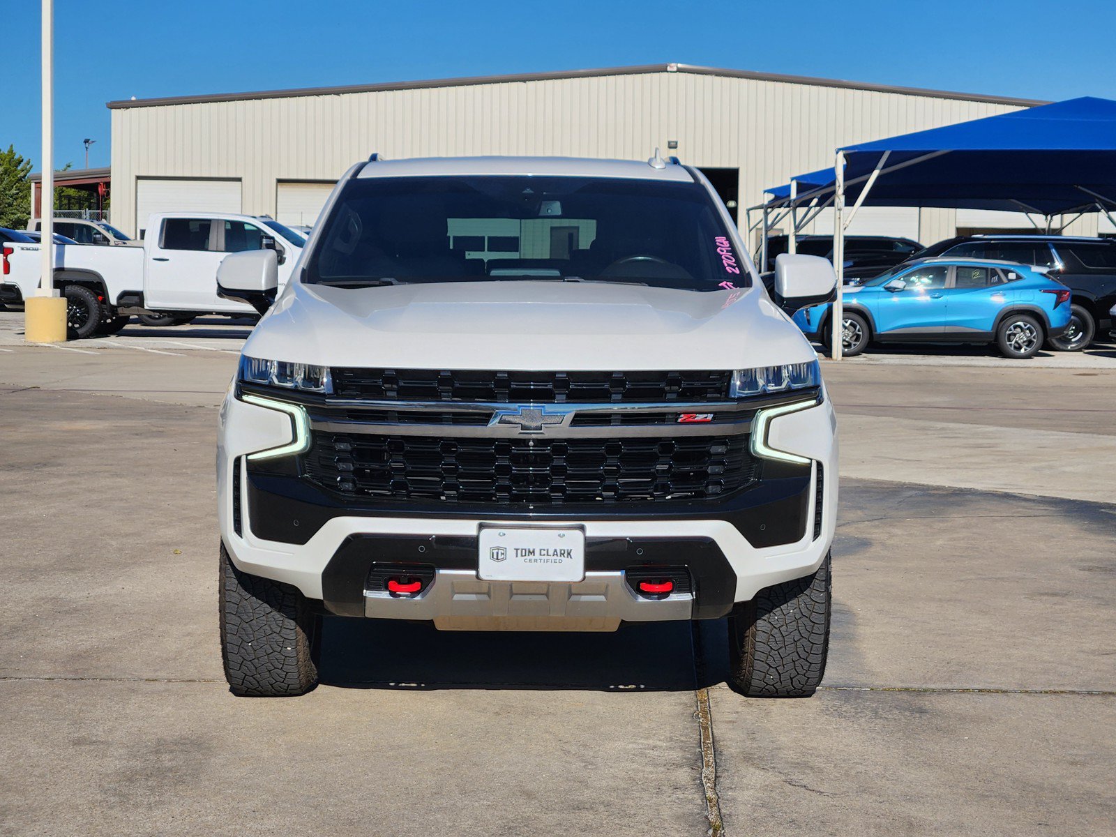 Used 2022 Chevrolet Tahoe Z71 w/ Z71 Off-Road Package AWD/4WD image 32