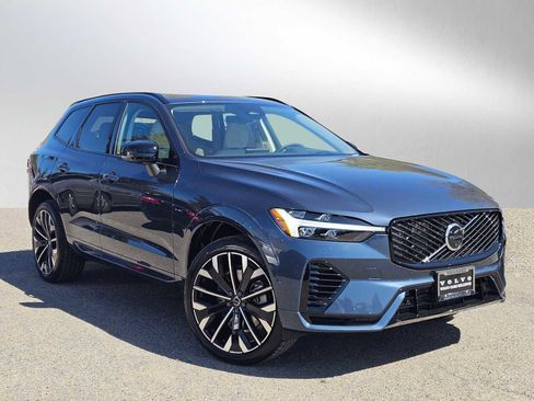New 2026 Volvo XC60 T8 Ultra w/ Climate Package AWD/4WD image 1