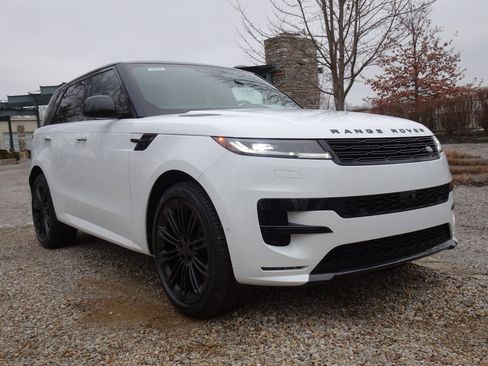 New 2026 Land Rover Range Rover Sport Dynamic SE image 14