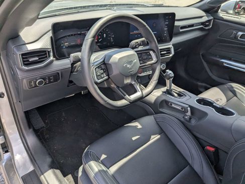 Used 2025 Ford Mustang GT Premium w/ GT Performance Package RWD image 13