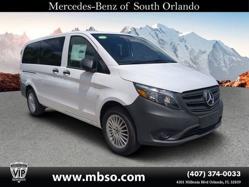 Used 2023 Mercedes-Benz Metris Passenger image 1