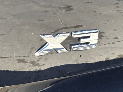 Used 2024 BMW X3 M40i w/ Premium Package image 8