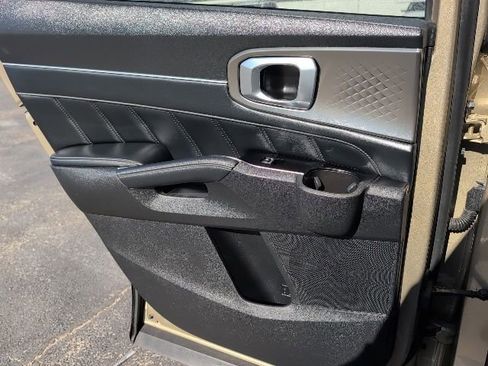 Used 2021 Kia Sorento SX image 10