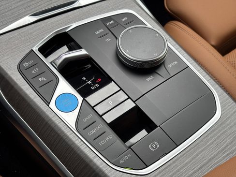 New 2026 BMW i4 eDrive40 w/ Parking Assistance Package image 27