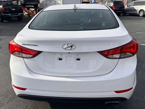 Used 2015 Hyundai Elantra Sport image 6
