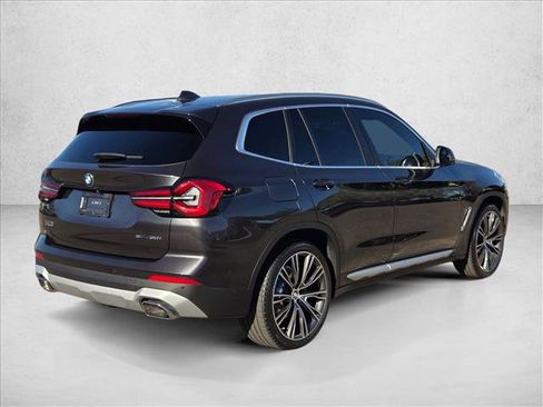 Used 2024 BMW X3 sDrive30i w/ Premium Package w/ZPA RWD image 5