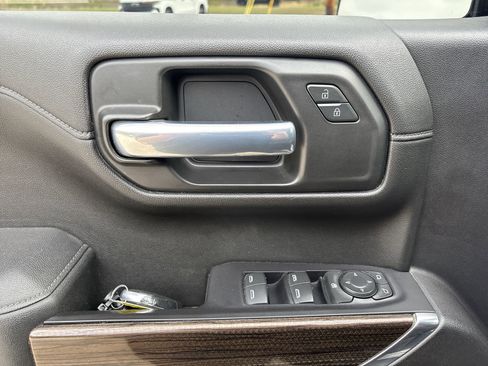 Used 2021 Chevrolet Silverado 1500 LT image 16