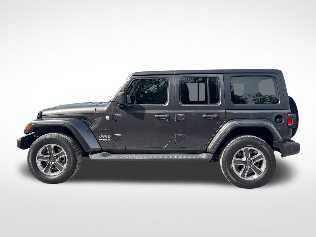 Used 2018 Jeep Wrangler Unlimited Sahara AWD/4WD image 2