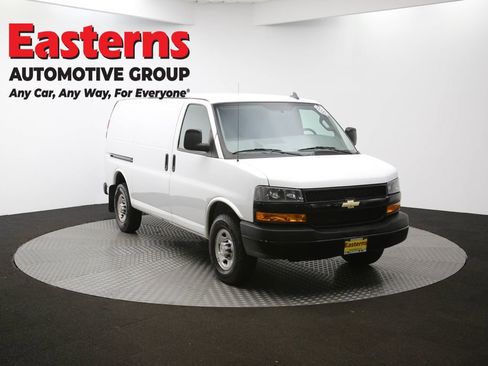Used 2021 Chevrolet Express 2500 w/ Driver Convenience Package RWD image 47
