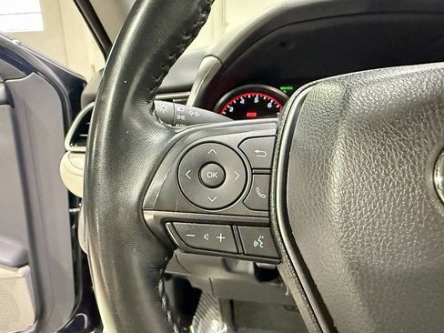 Used 2022 Toyota Camry XSE image 12