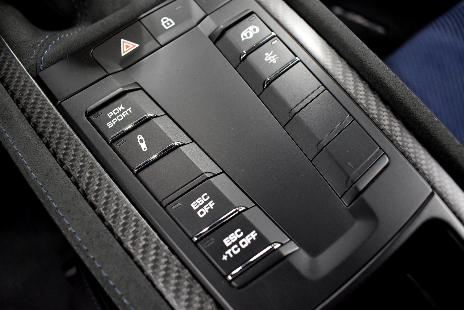 Used 2024 Porsche 718 Cayman GT4 RS RWD image 35