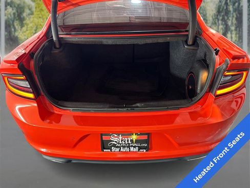 Used 2016 Dodge Charger R/T image 12