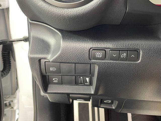 Used 2023 Lexus IS 350 F Sport w/ Navigation Package AWD/4WD image 10