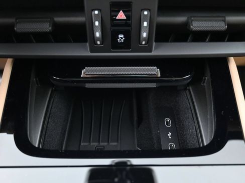 Certified 2026 Porsche Cayenne AWD/4WD image 23
