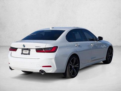 Used 2023 BMW 330i Sedan w/ Driving Assistance Package image 5