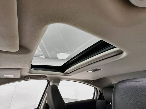 Used 2022 Honda HR-V EX image 4