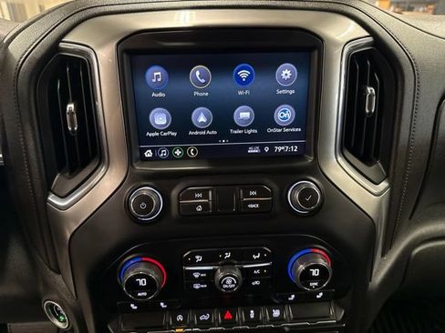 Used 2022 Chevrolet Silverado 1500 LT AWD/4WD image 14