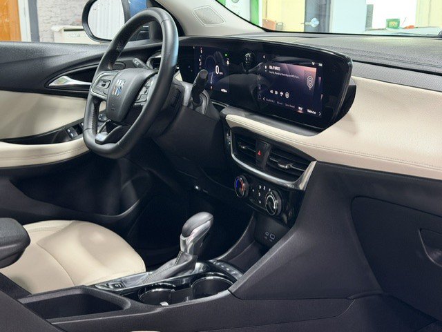 Certified 2024 Buick Encore GX Sport Touring w/ Advanced Technology Package AWD/4WD image 10