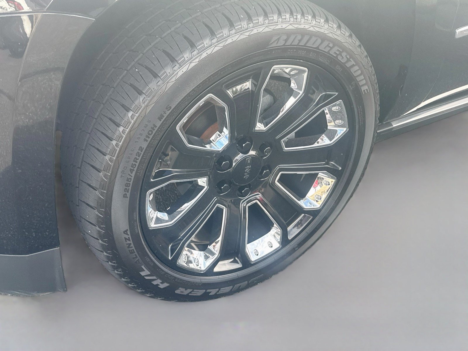 Used 2019 GMC Yukon Denali w/ Denali Ultimate Package AWD/4WD image 34
