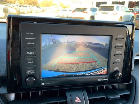 Used 2021 Toyota RAV4 XLE FWD image 26