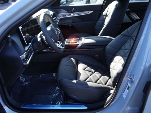 New 2026 BMW 740i 740i RWD w/ Premium Package image 16