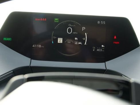 Used 2026 Toyota Prius Plug-In Hybrid FWD image 29