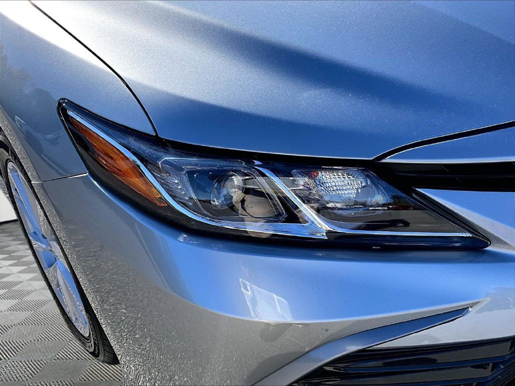 Used 2024 Toyota Camry LE AWD/4WD image 32