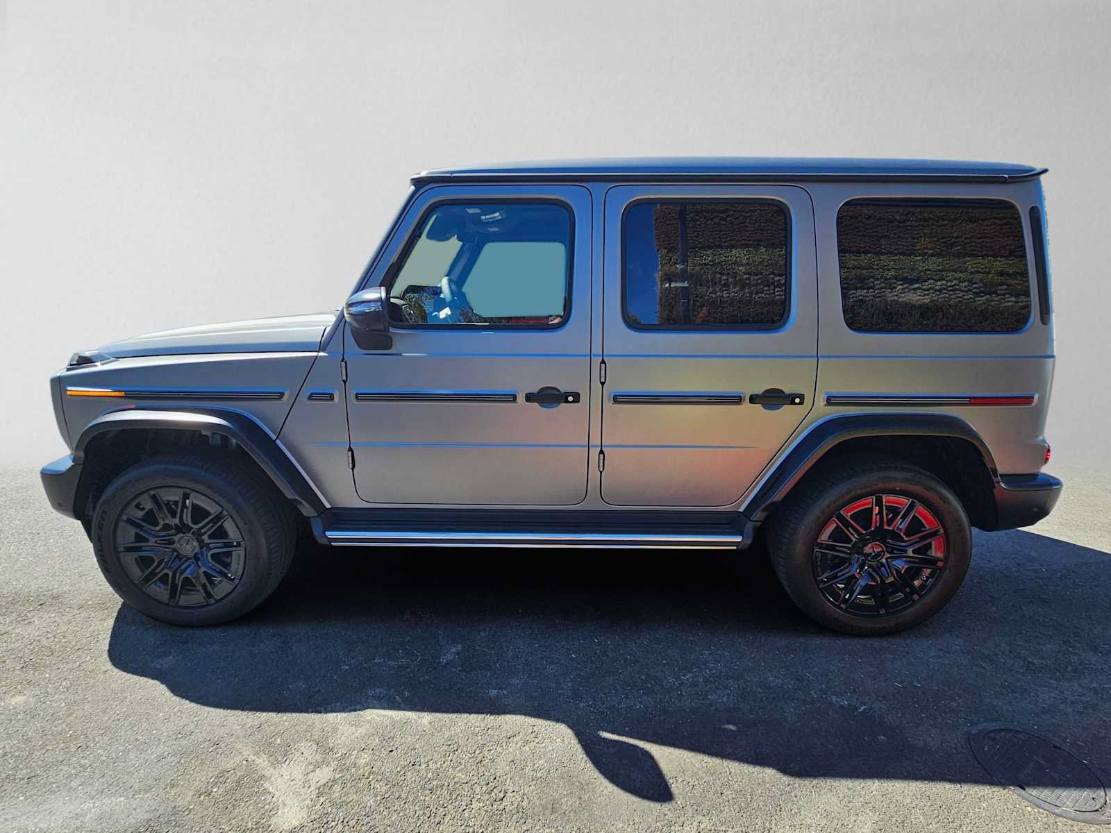 New 2027 Mercedes-Benz G 580 e image 6
