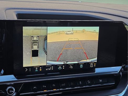 Used 2023 GMC Sierra 1500 SLT w/ SLT Premium Plus Package image 28