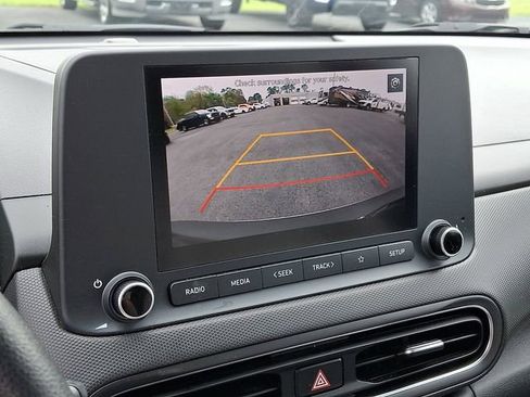 Used 2023 Hyundai Kona SEL AWD/4WD image 4
