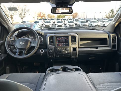 Used 2021 RAM 1500 Tradesman w/ Tradesman SXT Package image 28