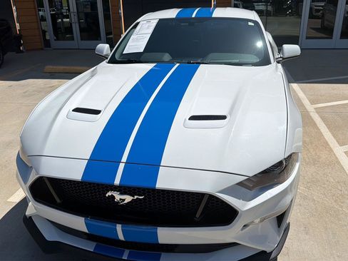 Used 2019 Ford Mustang GT w/ GT Performance Package RWD image 8