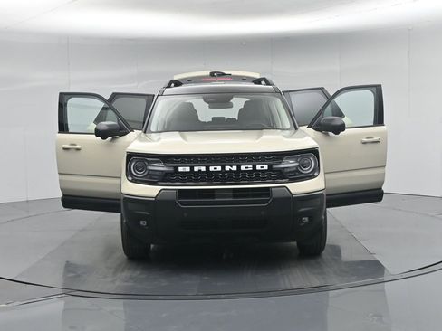 Used 2025 Ford Bronco Sport Outer Banks w/ Outer Banks Tech Package+ AWD/4WD image 34