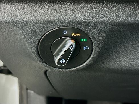 Used 2024 Volkswagen Jetta S image 17