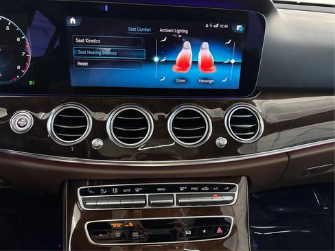 Used 2021 Mercedes-Benz E 350 4MATIC Sedan image 37