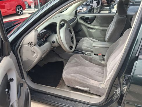Used 2002 Chevrolet Malibu V6 FWD image 4