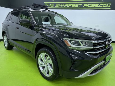 Used 2021 Volkswagen Atlas SE image 2