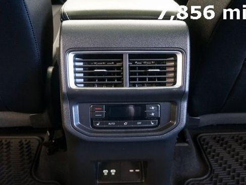 Used 2025 Volkswagen Atlas SEL image 39