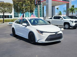 Used 2023 Toyota Corolla LE video 2