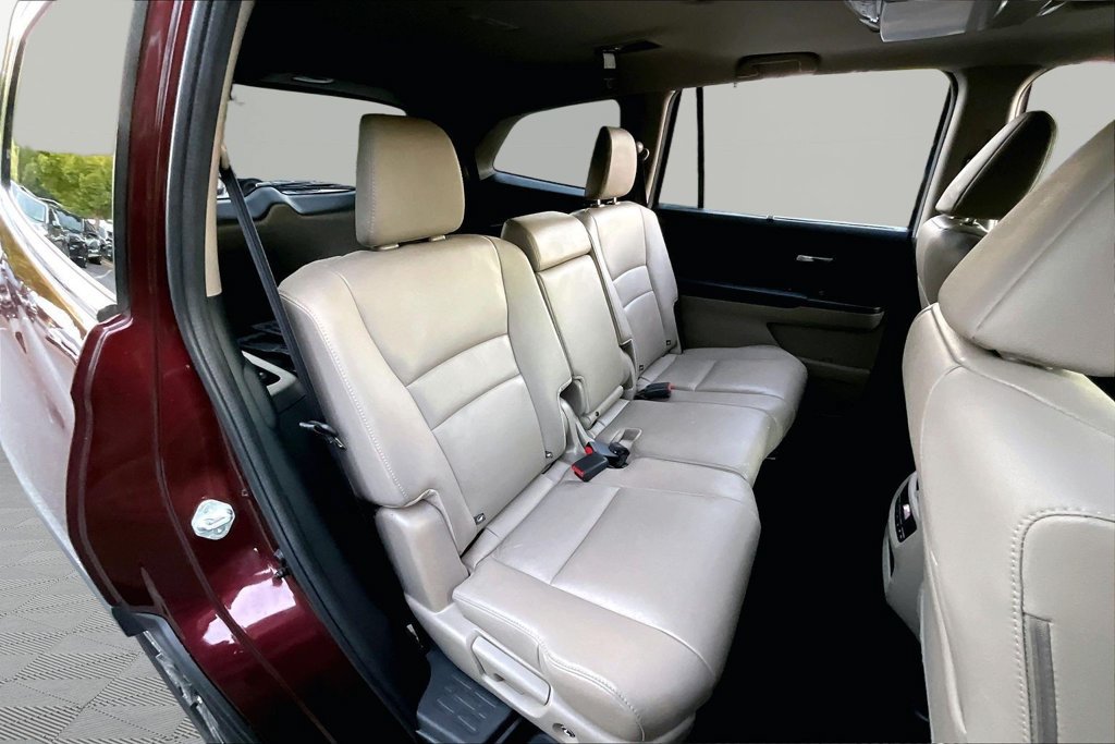 Certified 2022 Honda Pilot Special Edition image 17