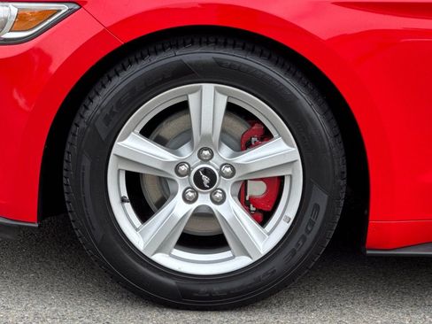 Used 2017 Ford Mustang Convertible RWD image 28