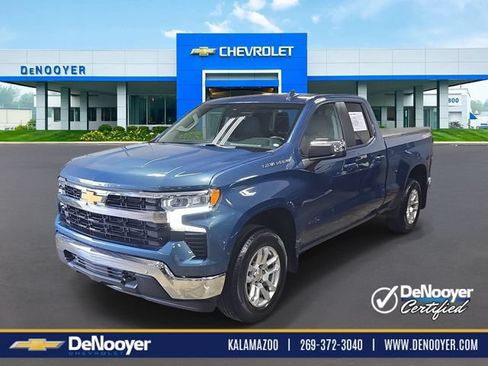 Used 2024 Chevrolet Silverado 1500 LT AWD/4WD image 1