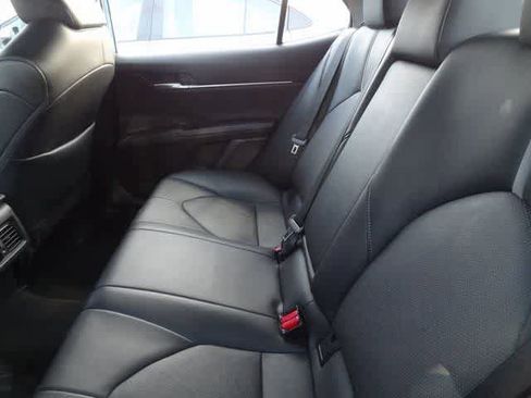Used 2023 Toyota Camry XSE image 11
