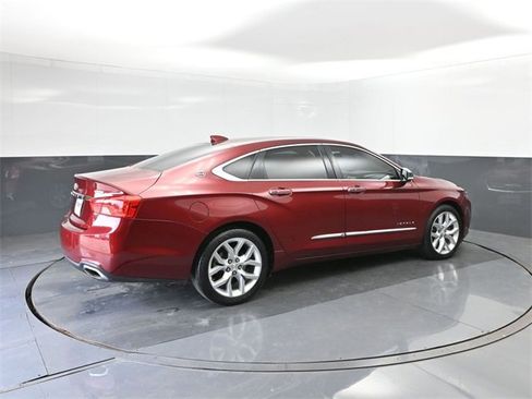 Used 2017 Chevrolet Impala Premier w/ Enhanced Convenience Package image 15